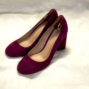 Tory Burch Elizabeth 85mm Round Toe Suede Pump plum/butgandy Size 5.5M